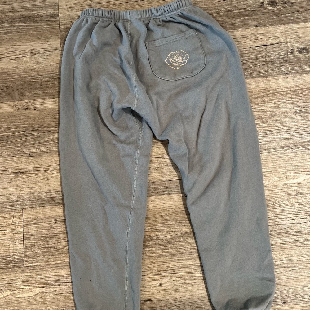 YoungLa Pants Mens Medium Grey The Immortal Joggers Graphic Fleece Sweatpants - Picture 4 of 5